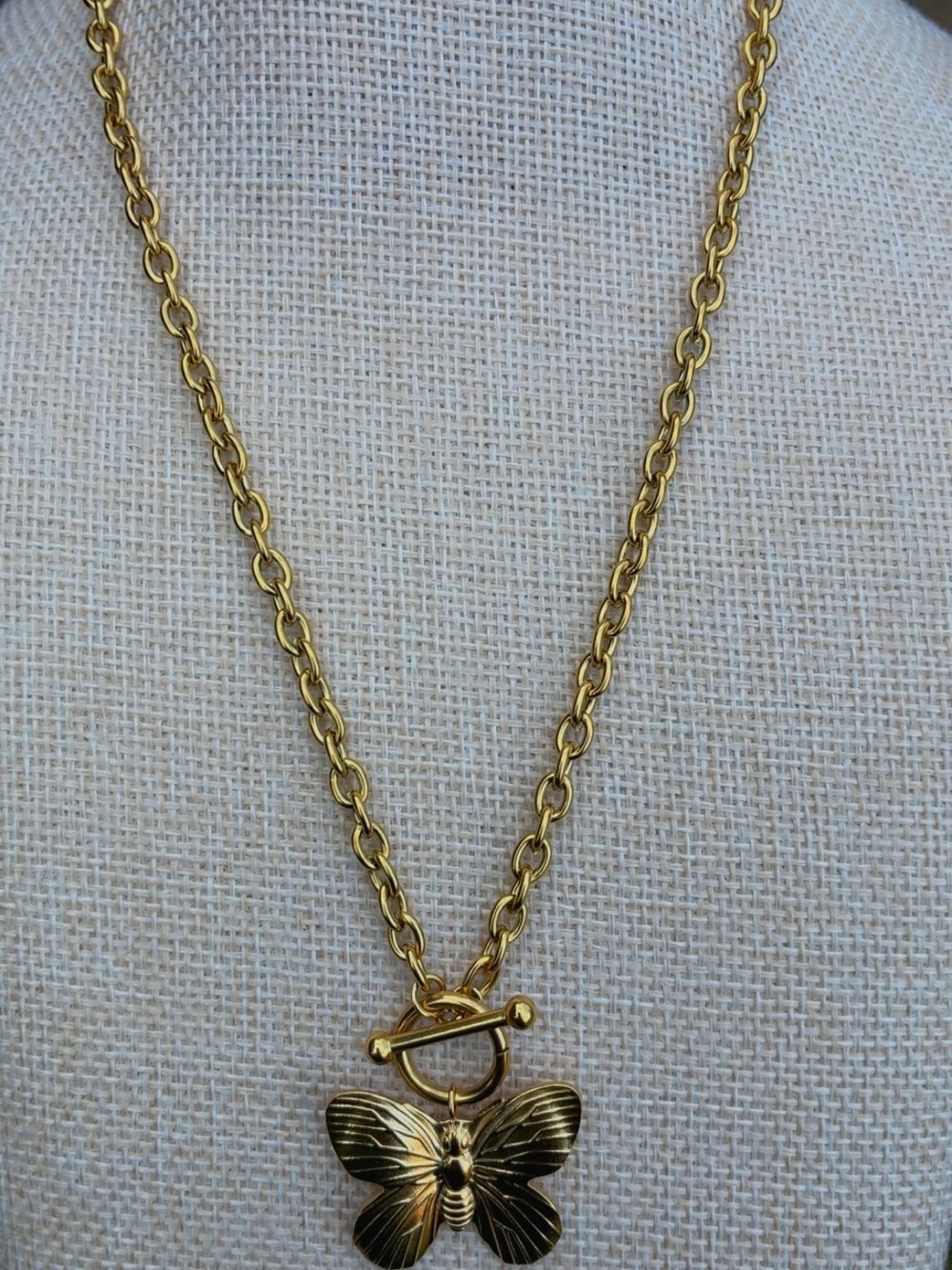 Gold Butterfly Pendant Necklace - Women Jewelry